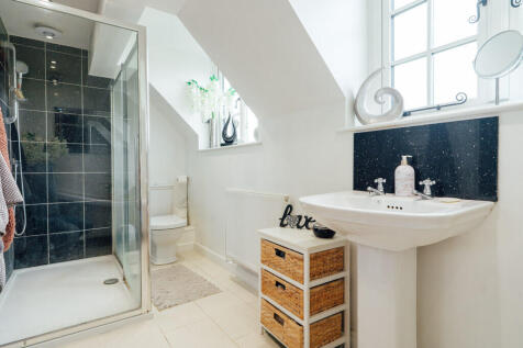 Master En-Suite
