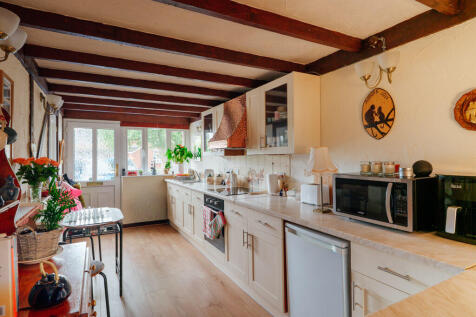 Kitchen / Breakfast Room