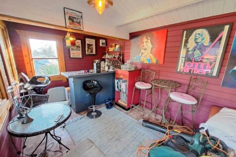 Home Bar/Office
