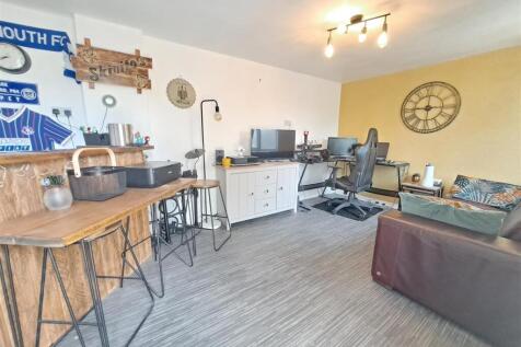 Games Room/Bar (Originally Garage)