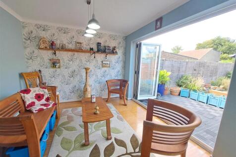 Family/Garden Room