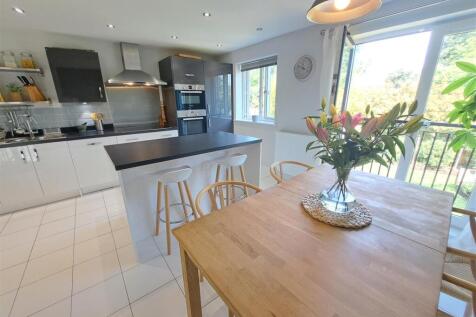 Kitchen / Dining / Breakfast Room