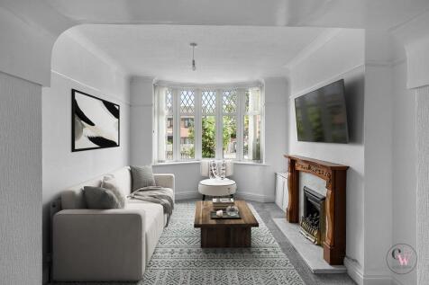 DSC00255 - living room_VS.jpg