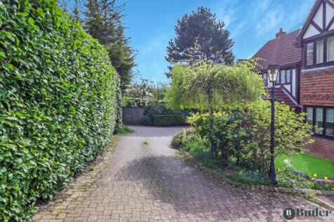 private road