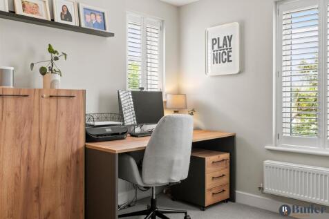 Study/Playroom/Bedroom Five