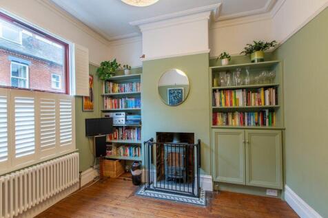 Property Image 4
