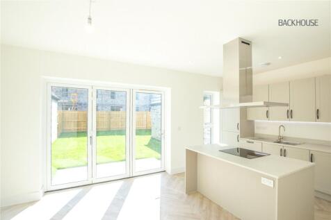 Kitchen / Dinner