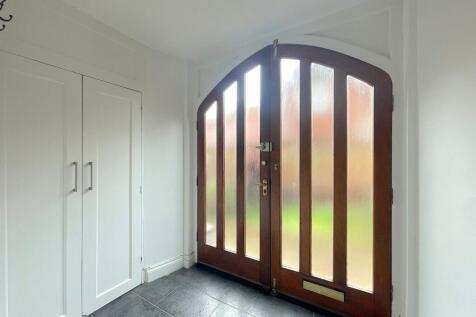 Entrance Hall (1)