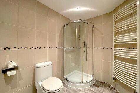 Shower Room (1)