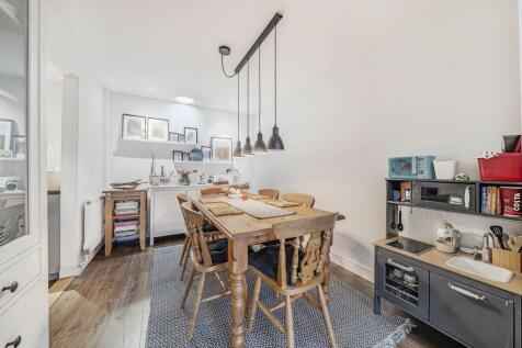 Dining Room (1)