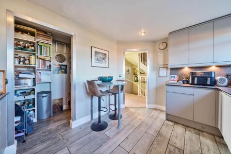 Kitchen (2)