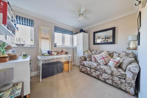 Bedroom Three (1)