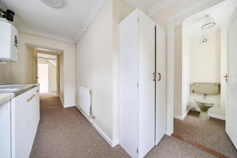 Utility Room (1)