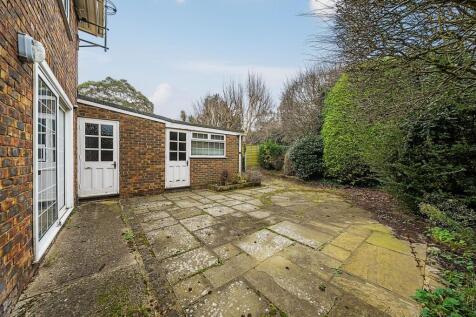 Side Garden (2)