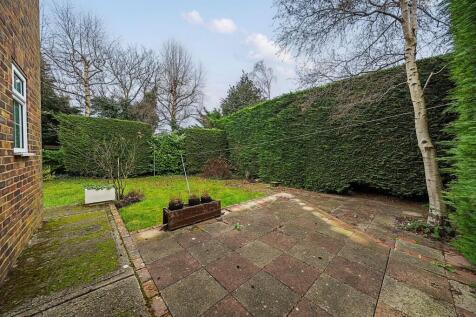Rear Garden (1)