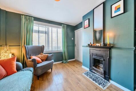 Living Room (1)