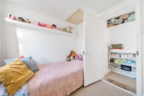 Bedroom Two (2)
