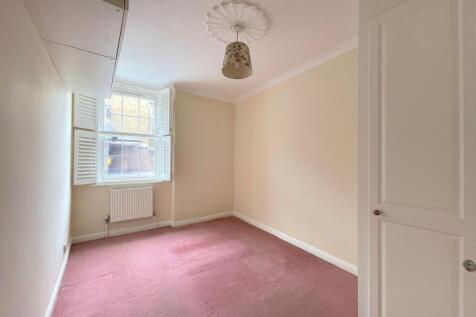 Bedroom One (2)