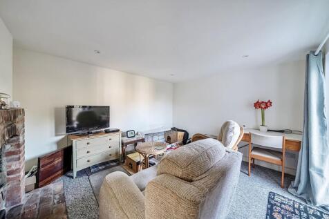 Living Room (1)