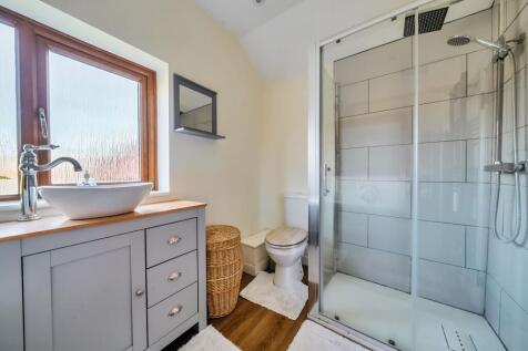 Bathroom (2)
