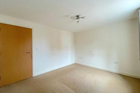 Bedroom One (2)