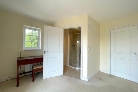 Bedroom One (3)