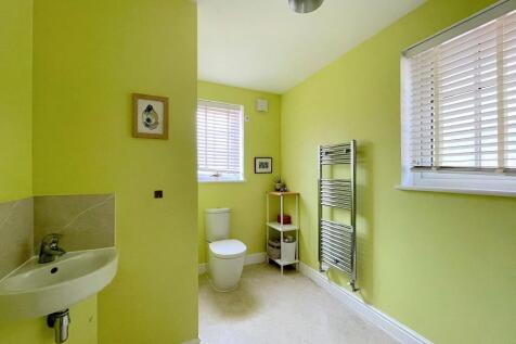 Shower Room (2)