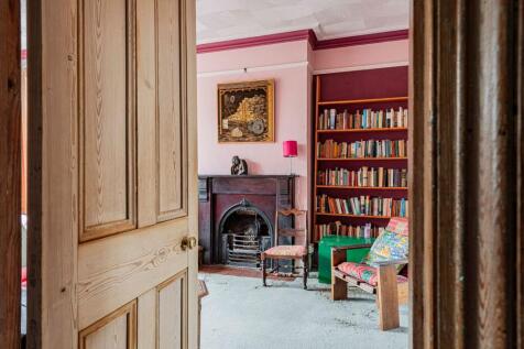 Living Room (1)