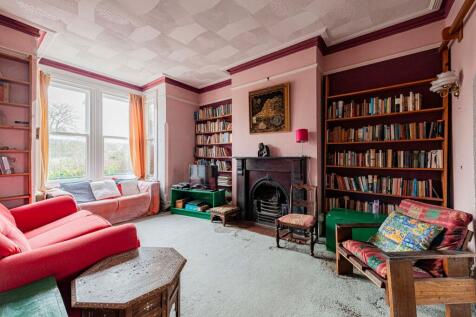 Living Room (2)