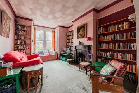 Living Room (3)