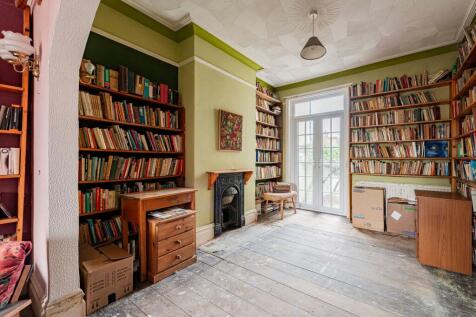 Living Room (4)