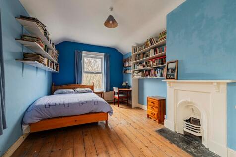 Bedroom Two (2)