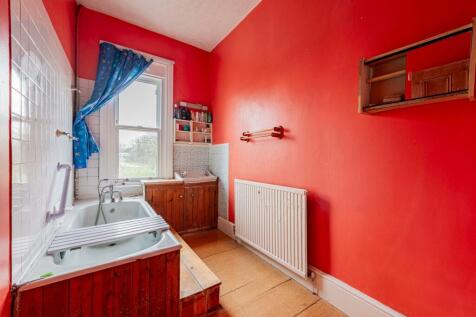 Bathroom (1)