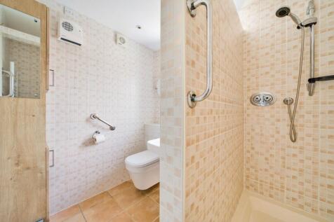 Bathroom (2)