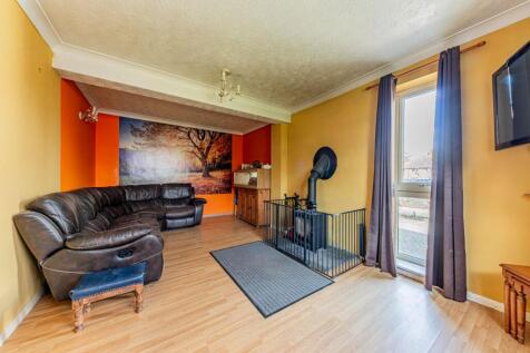 Living Room (1)