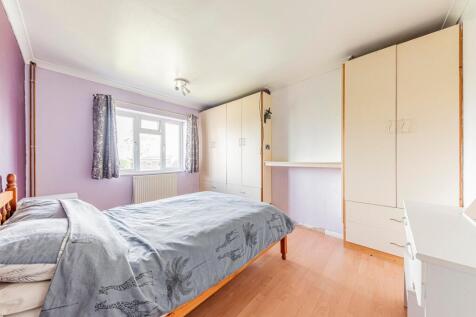 Bedroom Two (1)