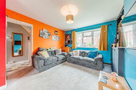 Living Room/Dining Room (1)