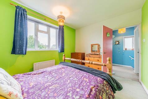 Bedroom One (2)