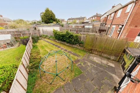 Rear Garden (1)