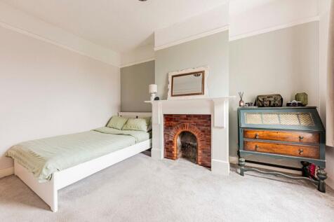 Bedroom Two (1)