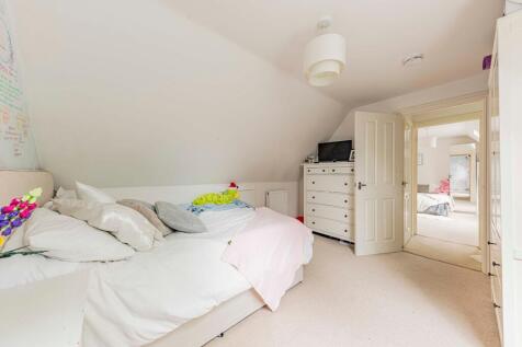Bedroom Four (2)