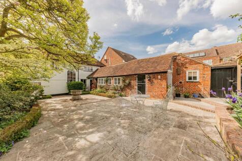 Rear Garden (1)