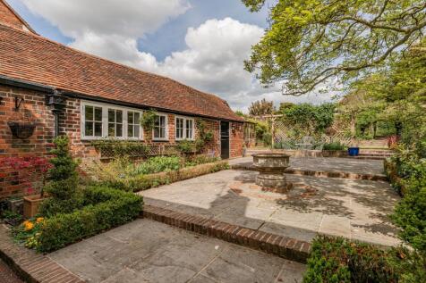 Rear Garden (2)