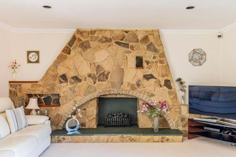 Living Room (3)