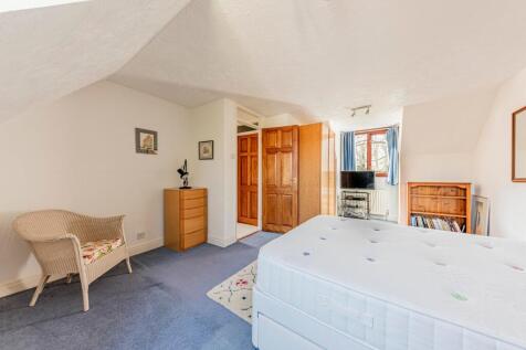 Bedroom Three (2)