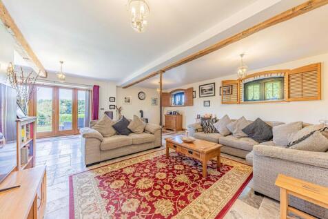 Living Room (1)