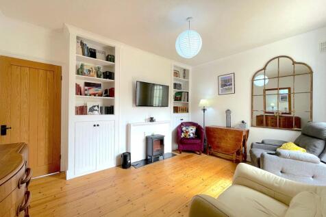 Living Room (1)