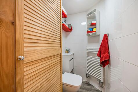 En-Suite (1)