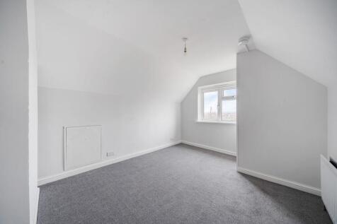 Bedroom Three (3)