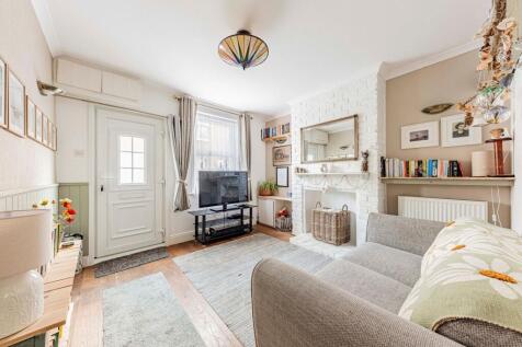 Living Room (3)